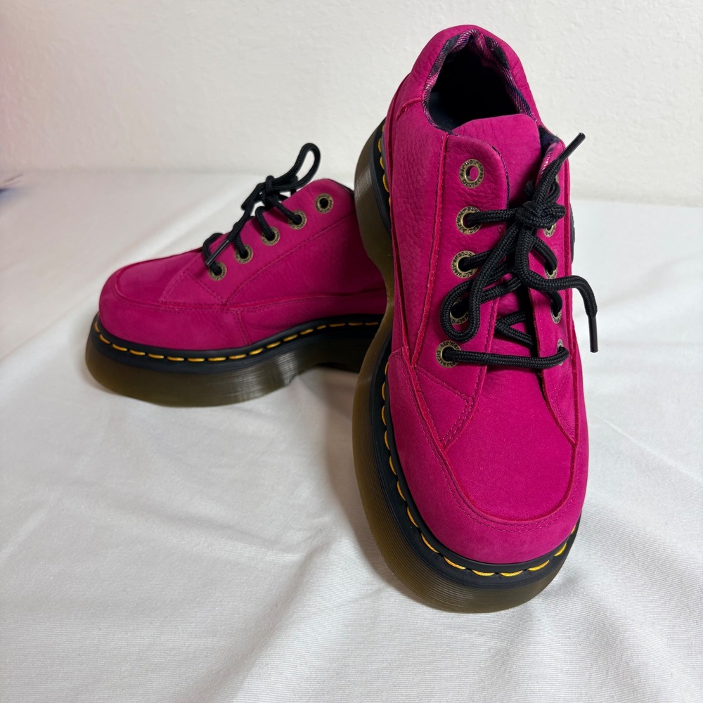 Dr. Martens Buzz 5I Size 7 Pink New Platform Nubuck Leather Lace Up Shoes